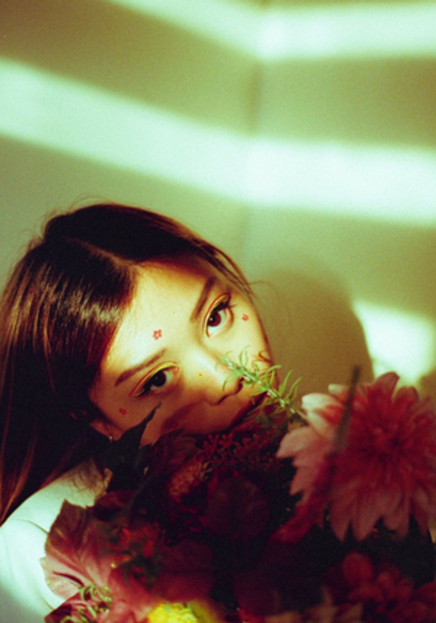 CEHRYL Shares New Single 'SUPERBLOOM' CEHRYL Shares New Single 'SUPERBLOOM' Image