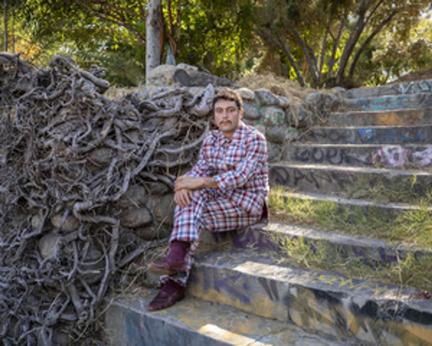 Rudy De Anda Releases New Single 'I'm Still At The Bar'  Image