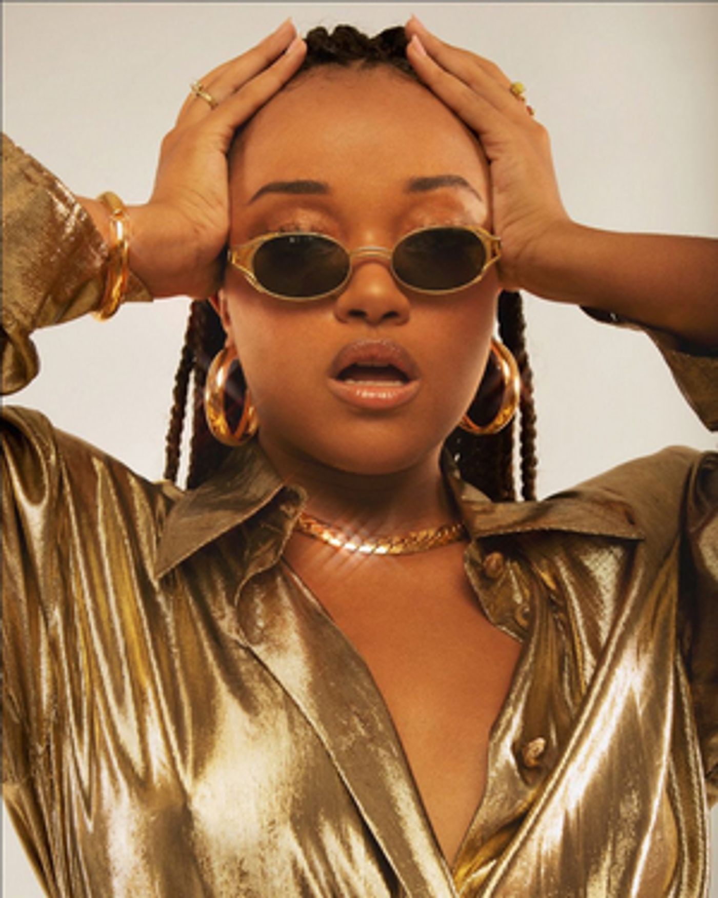 Shay Lia Releases Movement Visuals for 'Love Me, Love Me Not' Shay Lia Releases Movement Visuals for 'Love Me, Love Me Not' Image