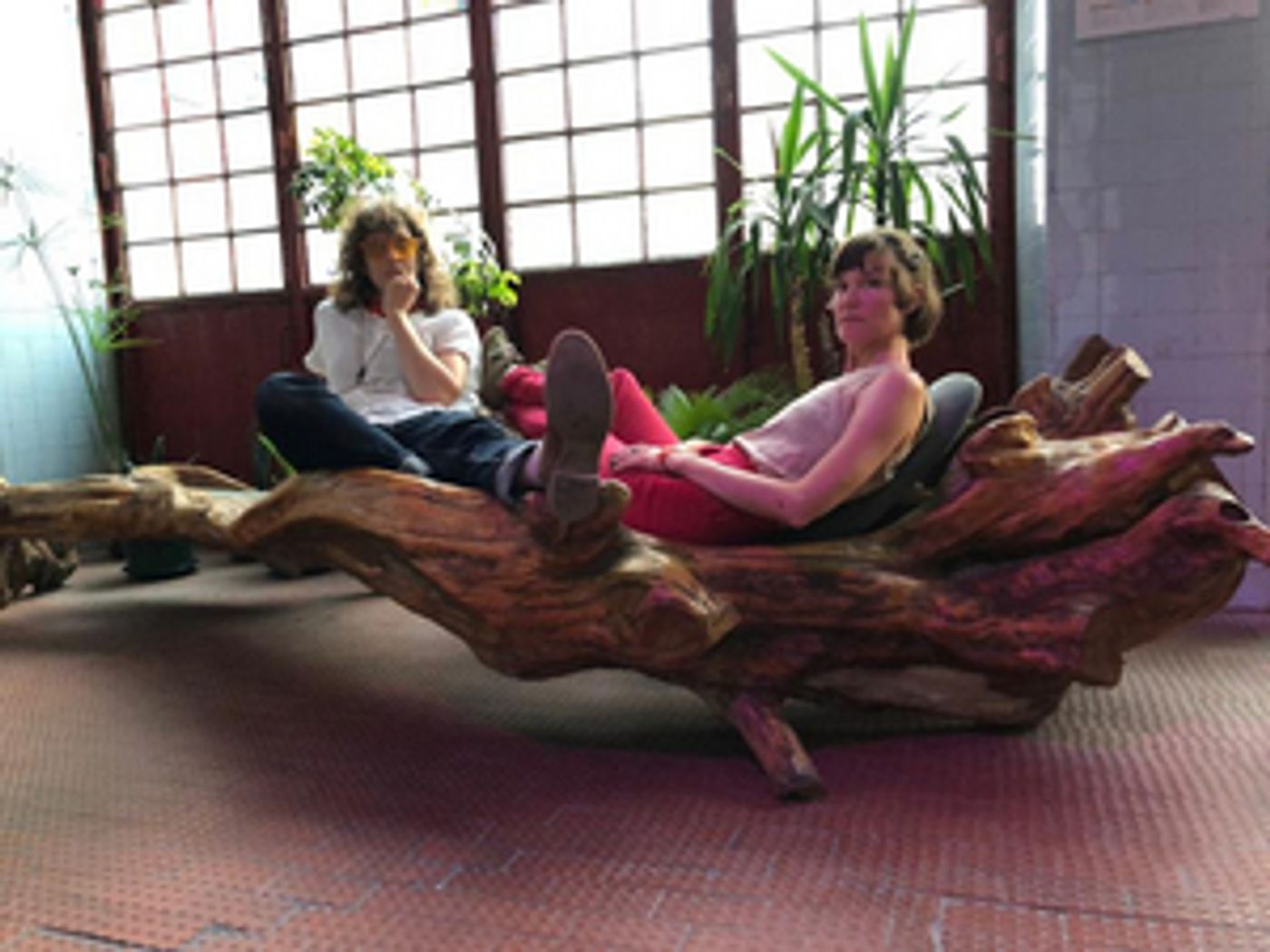 Spires That In The Sunset Rise Shares Official Music Video for 'Sax Solfa' Spires That In The Sunset Rise Shares Official Music Video for 'Sax Solfa' Image