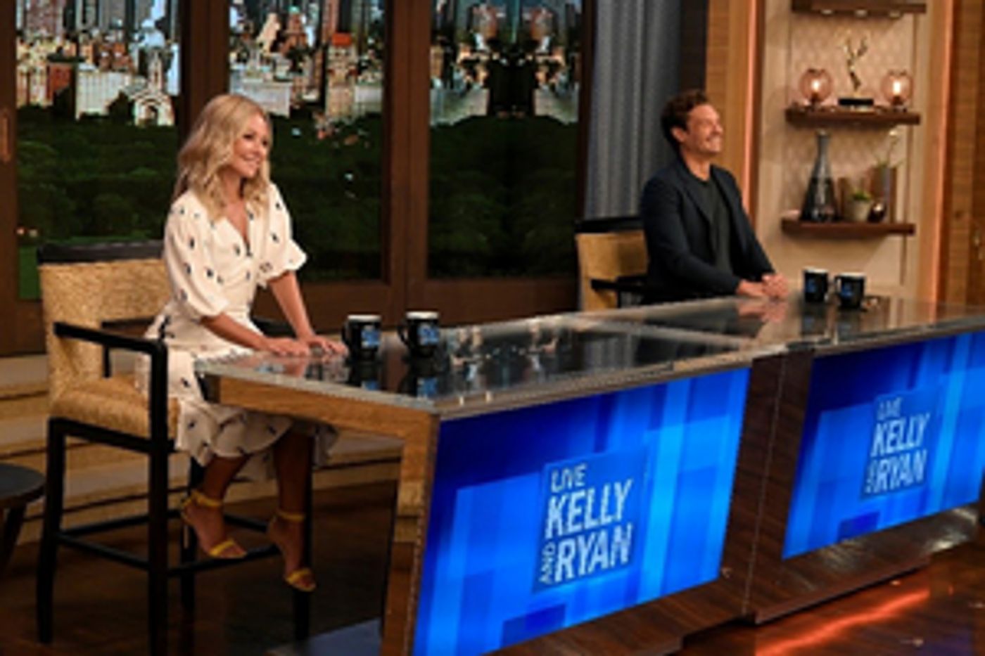 RATINGS: LIVE WITH KELLY AND RYAN Opens Season 33 With Largest Audience Since May RATINGS: LIVE WITH KELLY AND RYAN Opens Season 33 With Largest Audience Since May Image