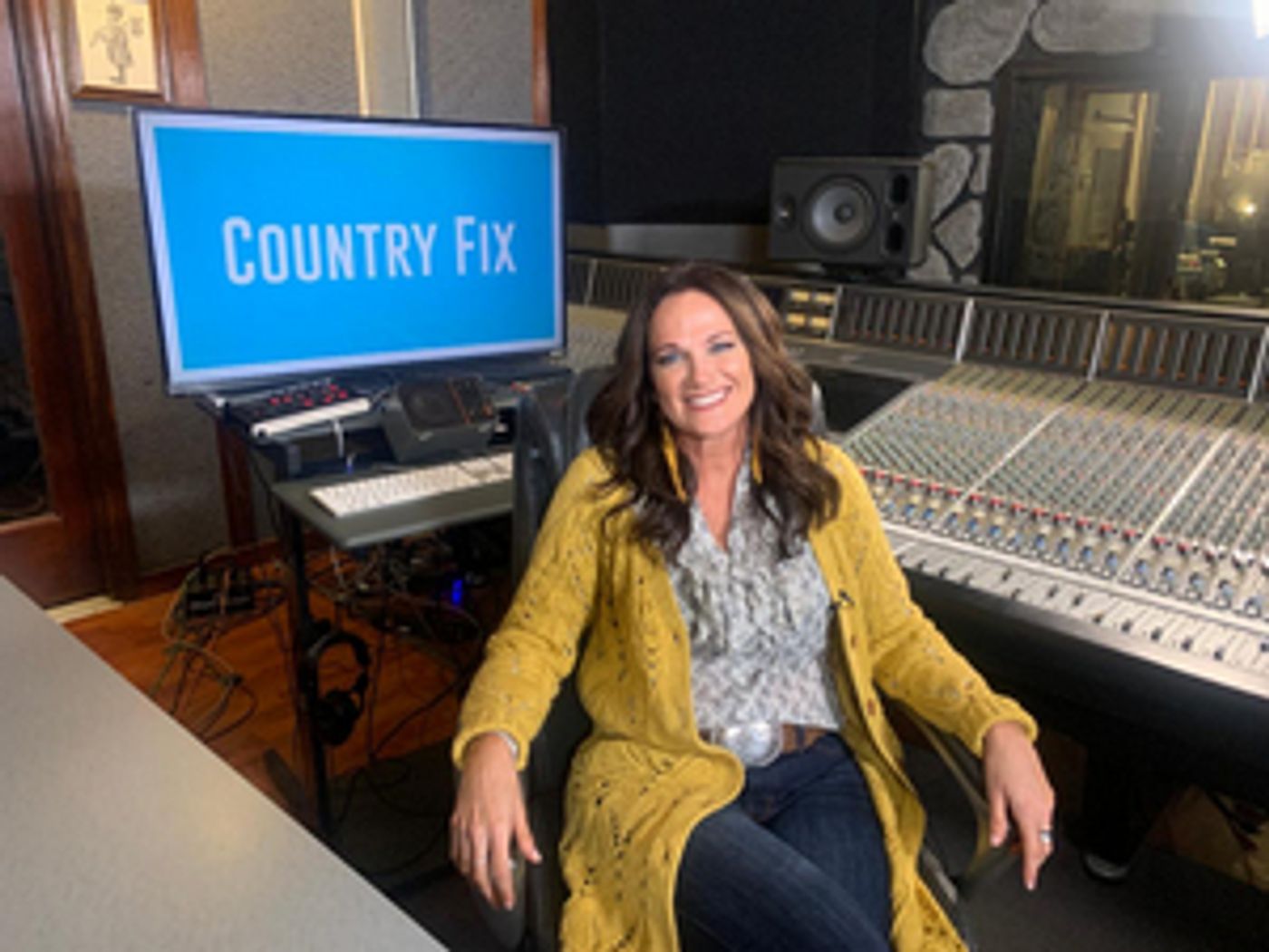 Alecia Nugent Kicks Off Two-Week Guest Host Run On COUNTRY FIX Today Alecia Nugent Kicks Off Two-Week Guest Host Run On COUNTRY FIX Today Image