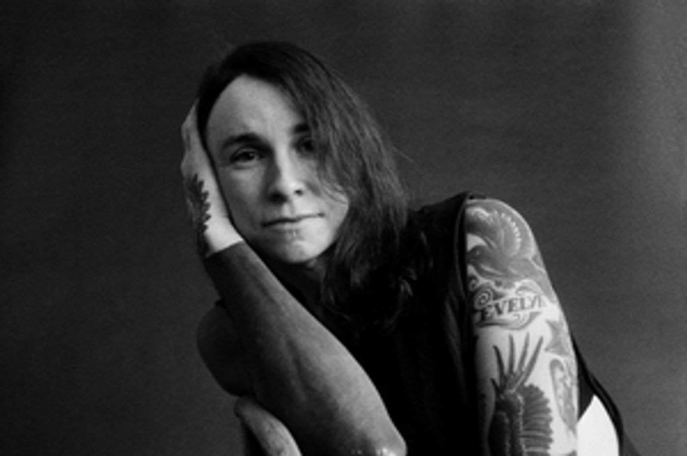 Laura Jane Grace Surprise Releases New Solo Album 'Stay Alive'  Image