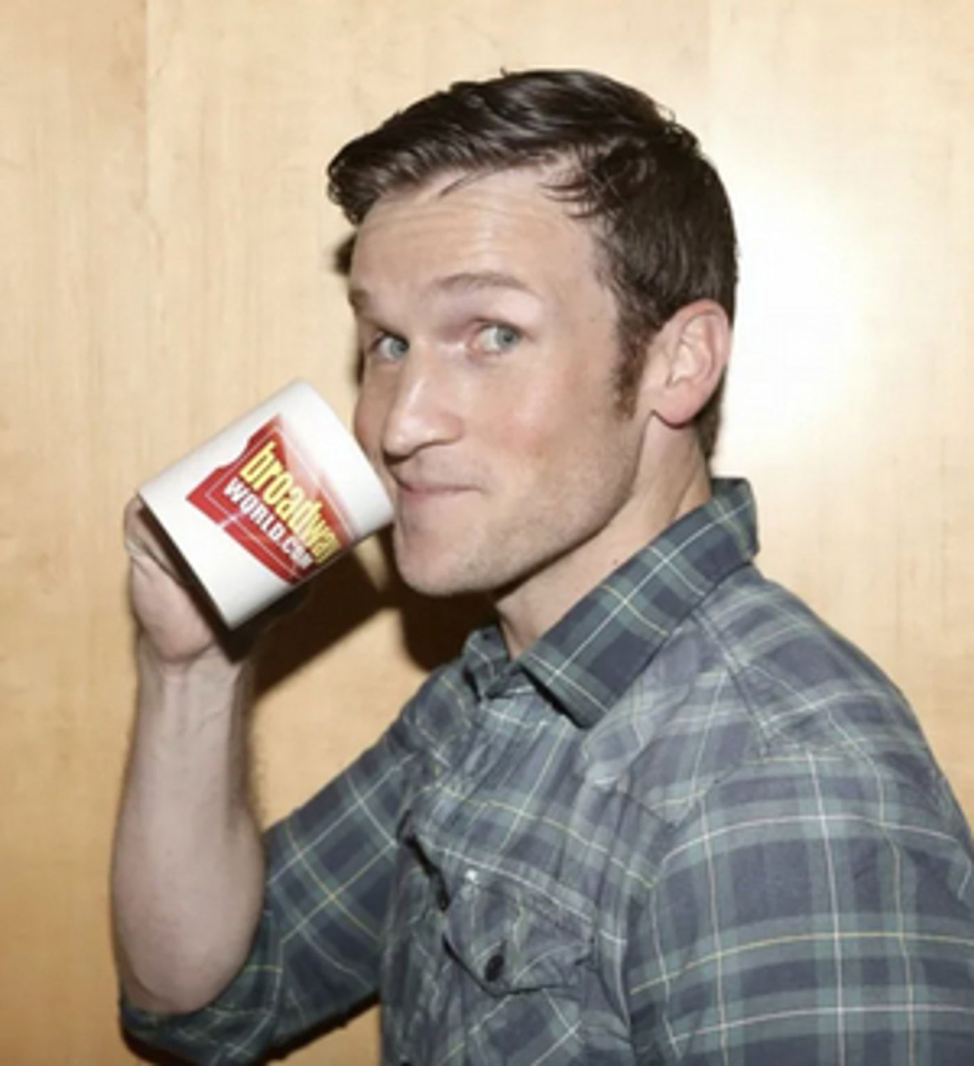 Wake Up With BWW 10/7: Patti LuPone Responds to Trump on the Balcony, Alex Brightman Plays Animated BEETELJUICE, and More!  Image