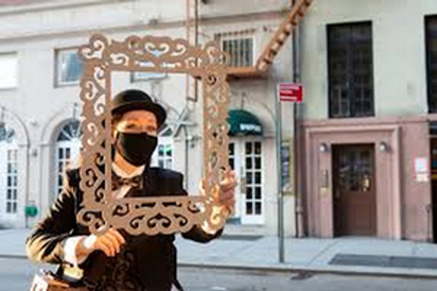 Review: An intoxicating VOYEUR: THE WINDOWS OF TOULOUSE-LATREC by Bated Breath Theatre Company Review: An intoxicating VOYEUR: THE WINDOWS OF TOULOUSE-LATREC by Bated Breath Theatre Company Image