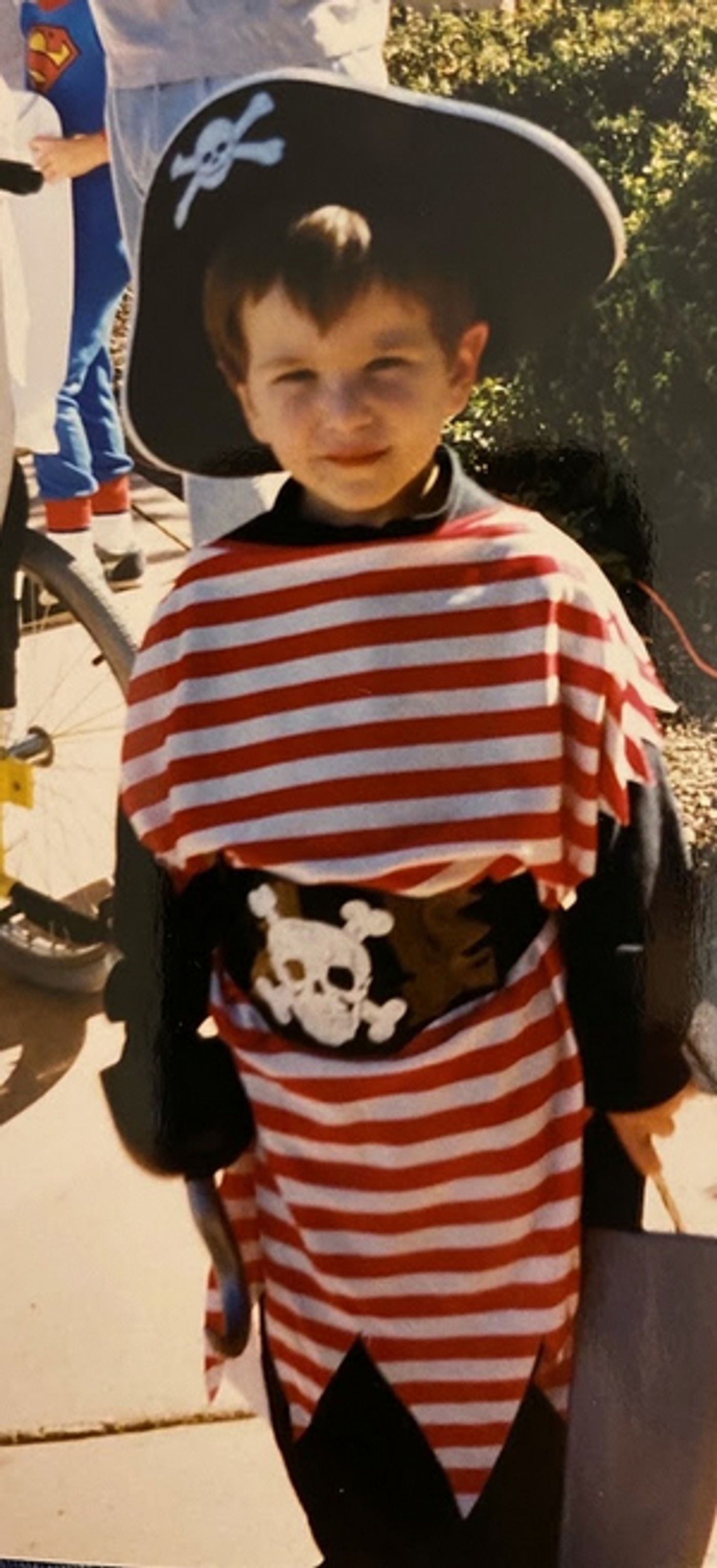 Alex Brightman, James Monroe Iglehart, Rob McClure and More From DRACULA Unite to Celebrate HALLOWEEN  Image