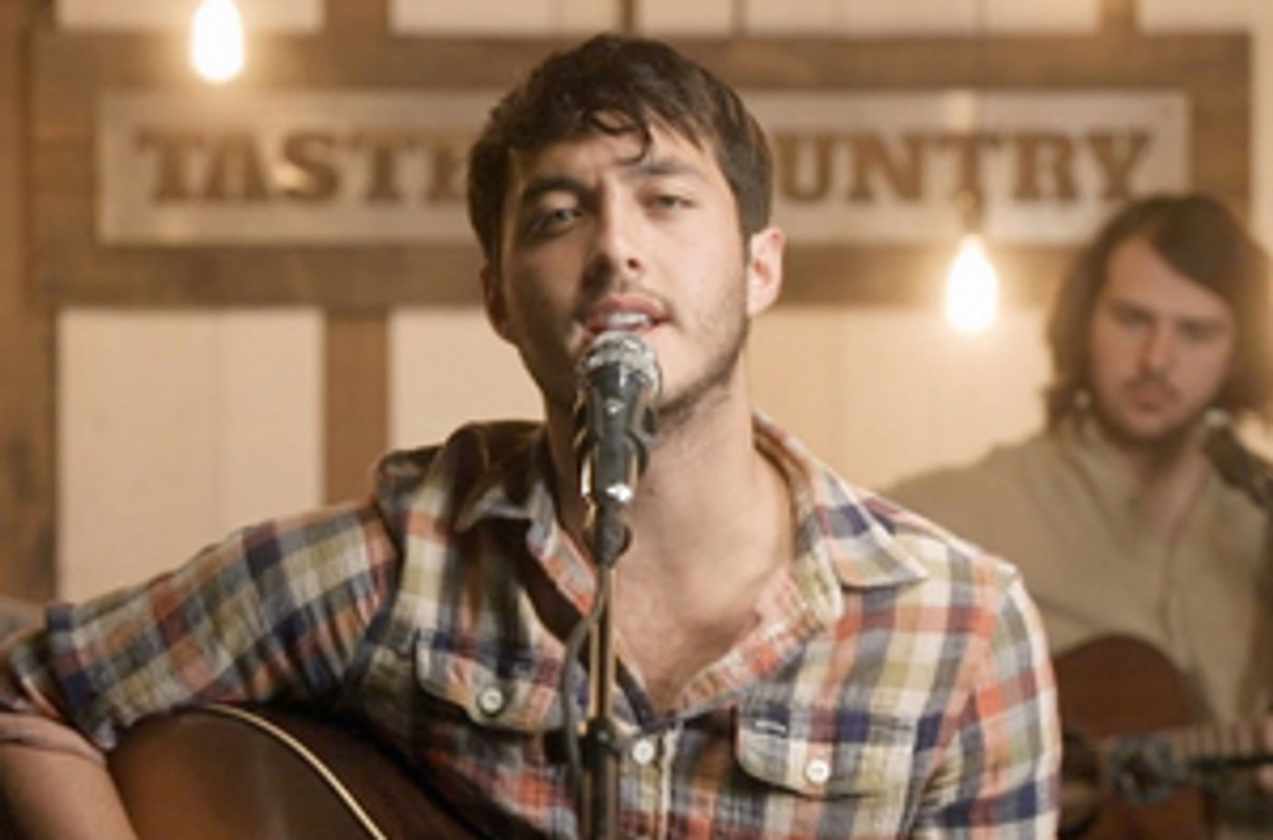 Laine Hardy Named Taste of Country RISER  Image