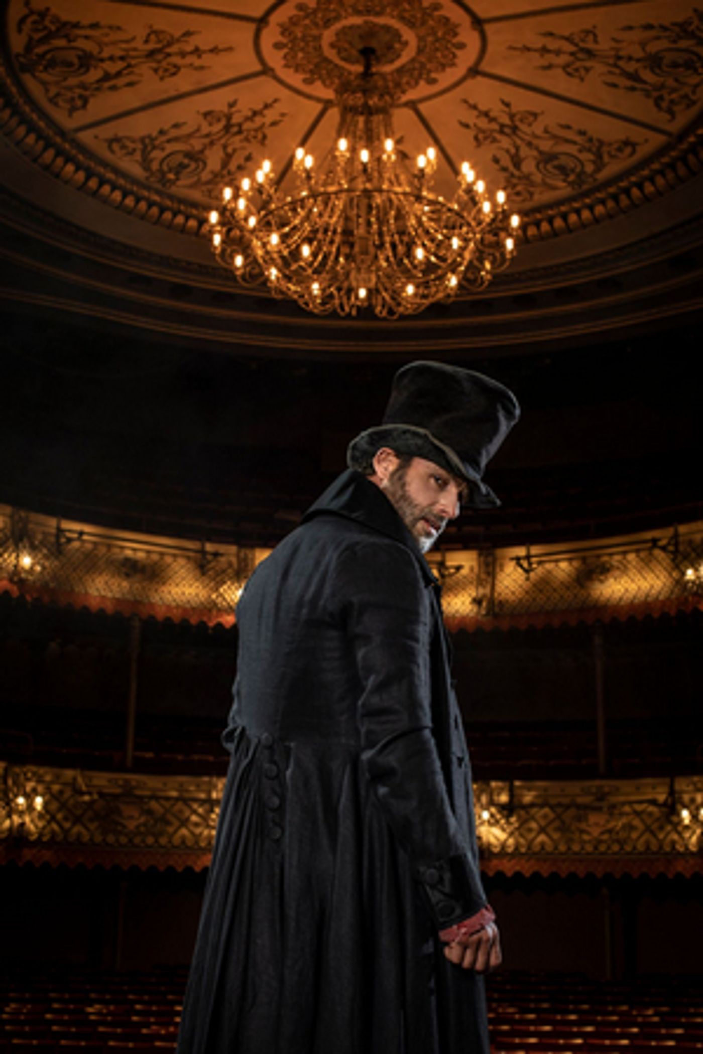 THE WALKING DEAD's Andrew Lincoln To Star As Scrooge in Live Streamed A CHRISTMAS CAROL as Part of Old Vic: In Camera  Image