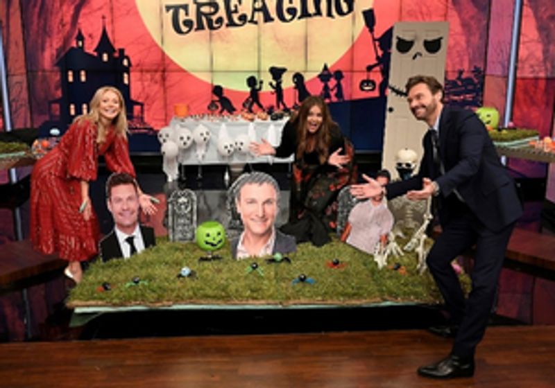 RATINGS: LIVE WITH KELLY AND RYAN Ties a Season High in Households Image