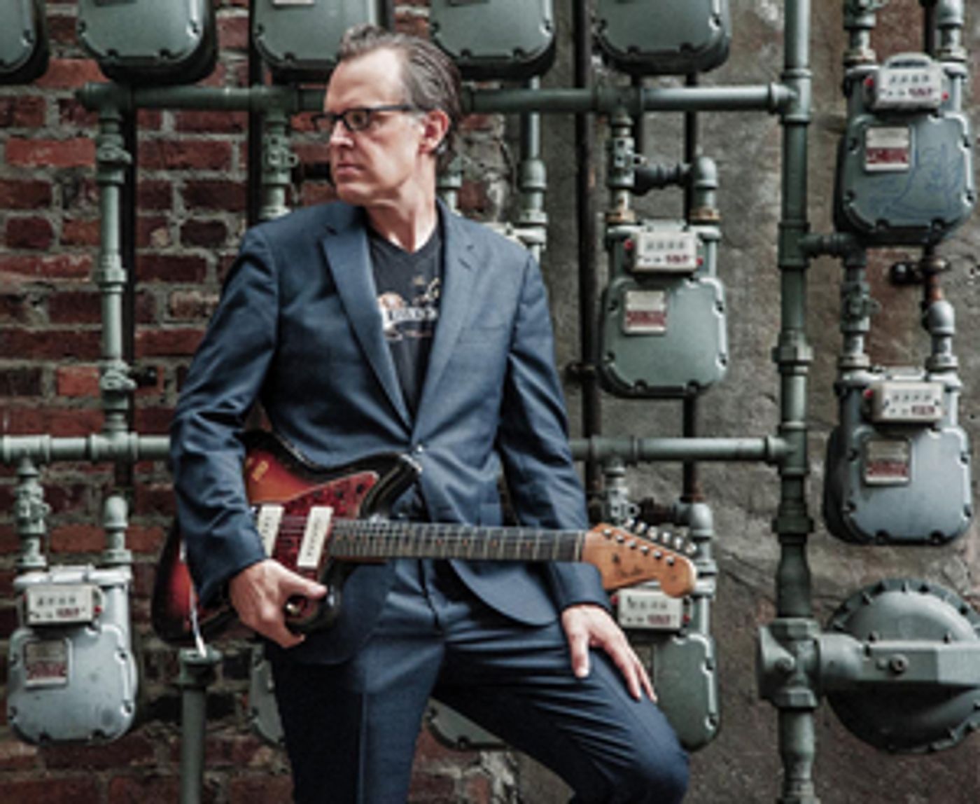 Joe Bonamassa Tops Billboard Charts With 'Royal Tea' Joe Bonamassa Tops Billboard Charts With 'Royal Tea' Image