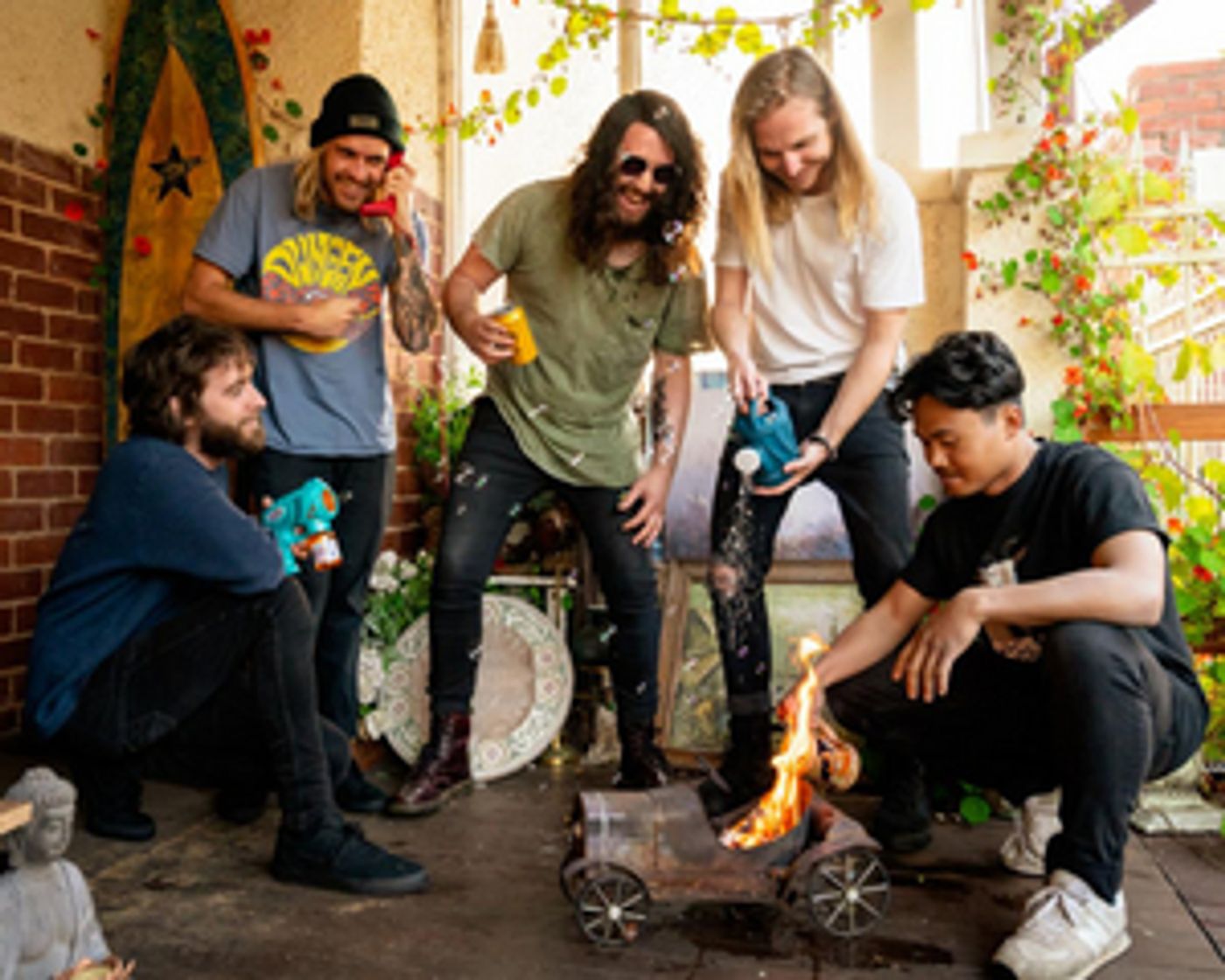 Psychedelic Porn Crumpets Share 'Tally-Ho' Video Psychedelic Porn Crumpets Share 'Tally-Ho' Video Image