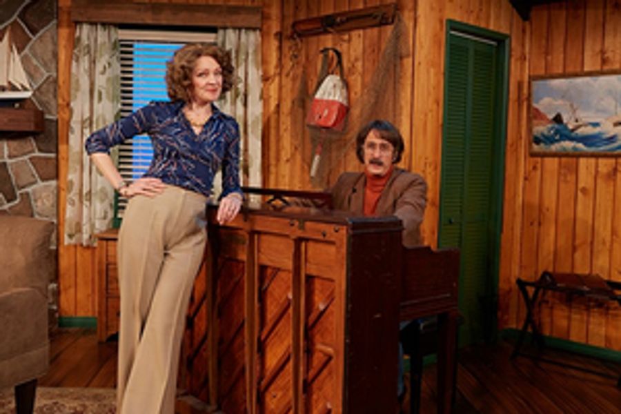 Review: SAME TIME, NEXT YEAR brings chemistry and laughter to  North Coast Repertory Theatre Image