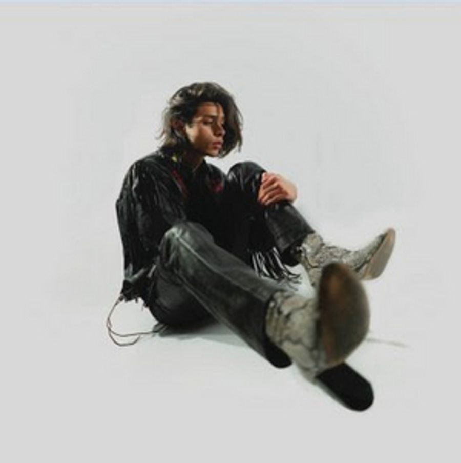 Justice Carradine Releases 'Can't Feel a Thing' Image