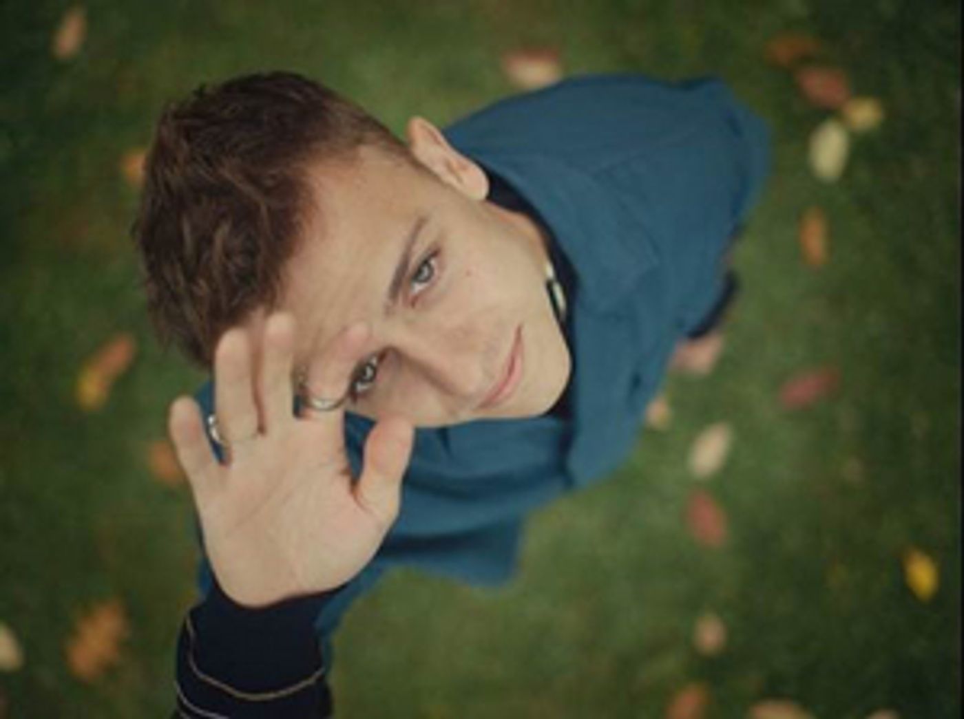 Scott Helman Shares New Video for 'Lois'  Image