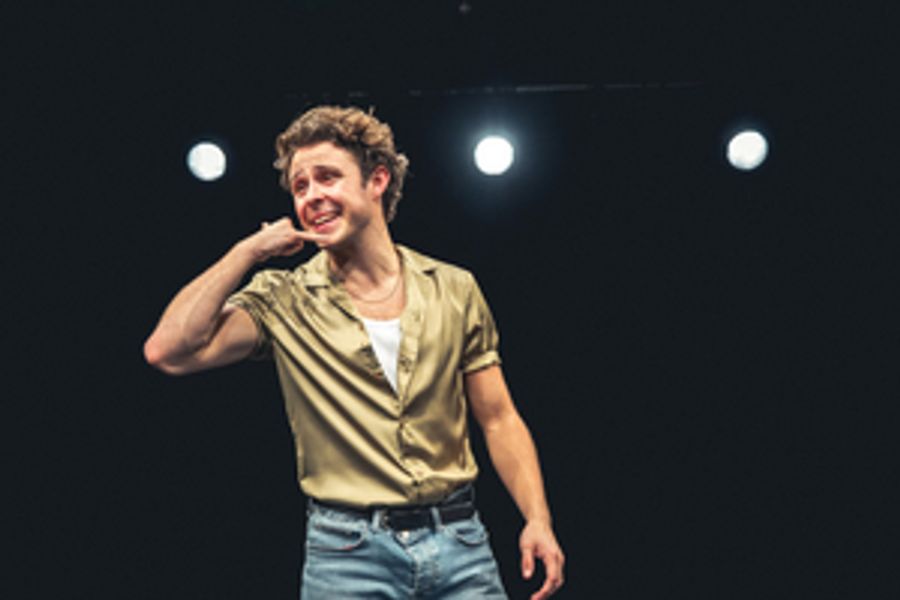 Review: THE POLTERGEIST, Southwark Playhouse Image