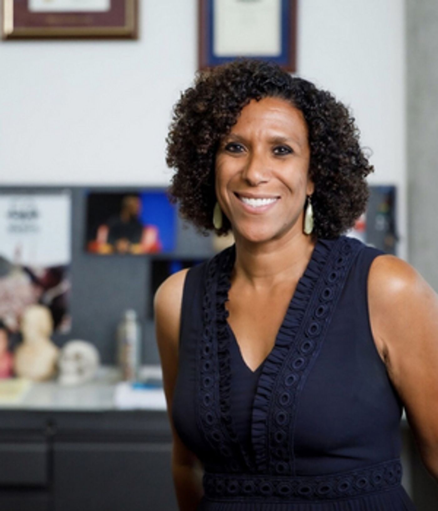 Ayanna Thomason and Dawn Monique Williams Investigate WHOSE SHAKESPEARE? in Elm Shakespeare Company's Online Series Ayanna Thomason and Dawn Monique Williams Investigate WHOSE SHAKESPEARE? in Elm Shakespeare Company's Online Series Image