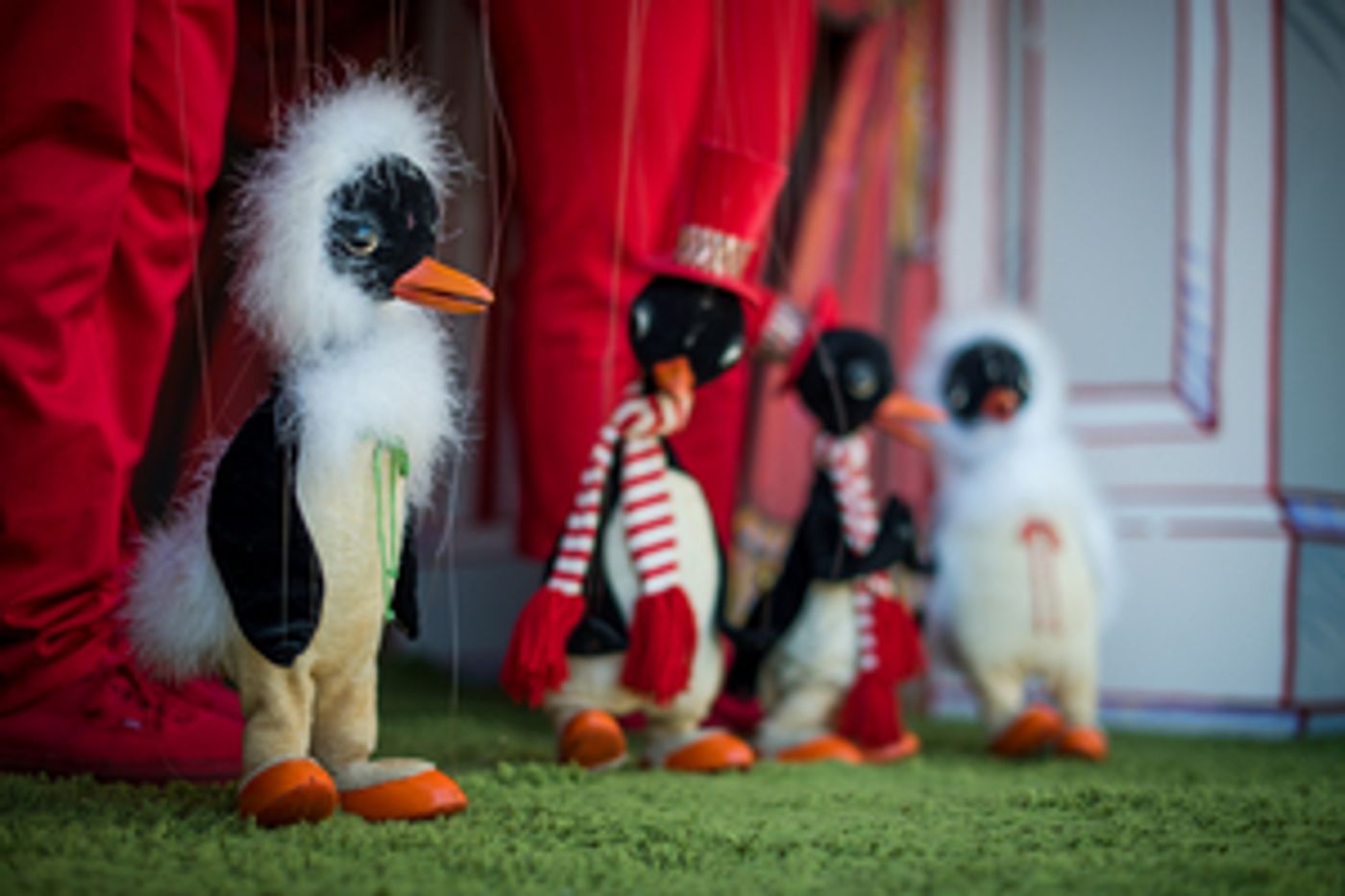 PlayhouseLive Presents Bob Baker Marionette Theater's HOLIDAY ON STRINGS!  Image