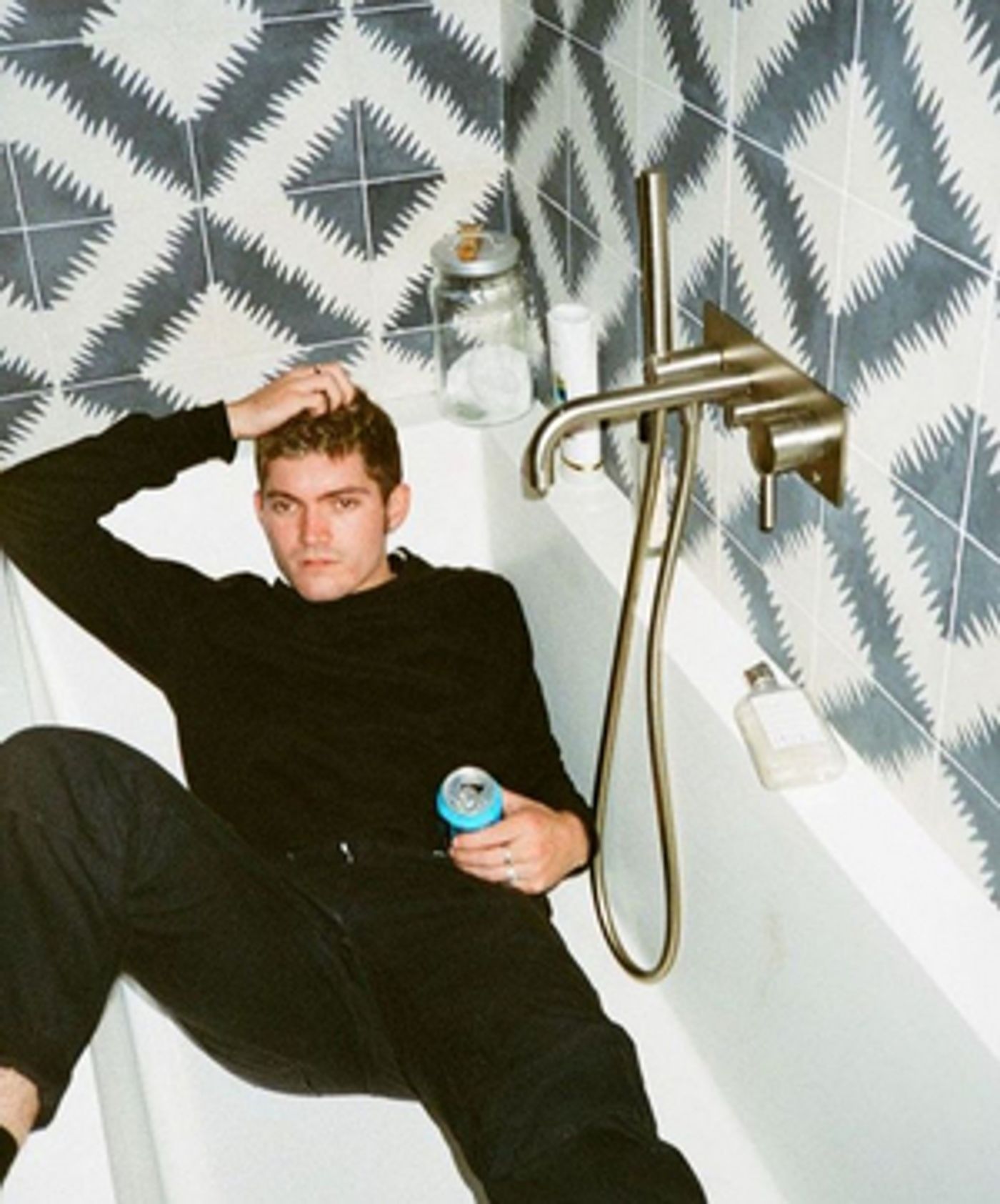 Brooks Hudgins Shares 'Lost In Conversation' Brooks Hudgins Shares 'Lost In Conversation' Image