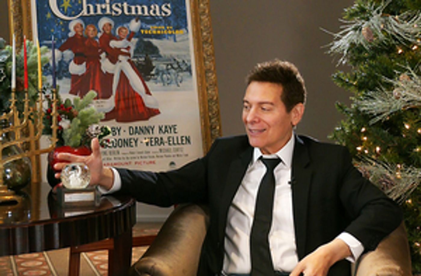 Songbook Academy Alumni Reunite Online for Holiday Special With Michael Feinstein  Image