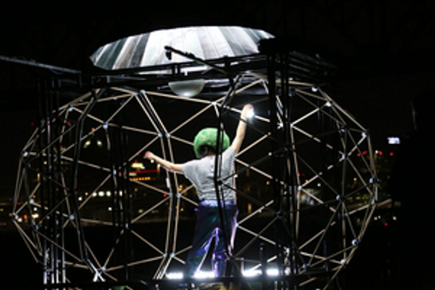 Review: WEATHER ROOM: A Strange, and Strangely Comforting, New Work from Portland Experimental Theatre Ensemble  Image