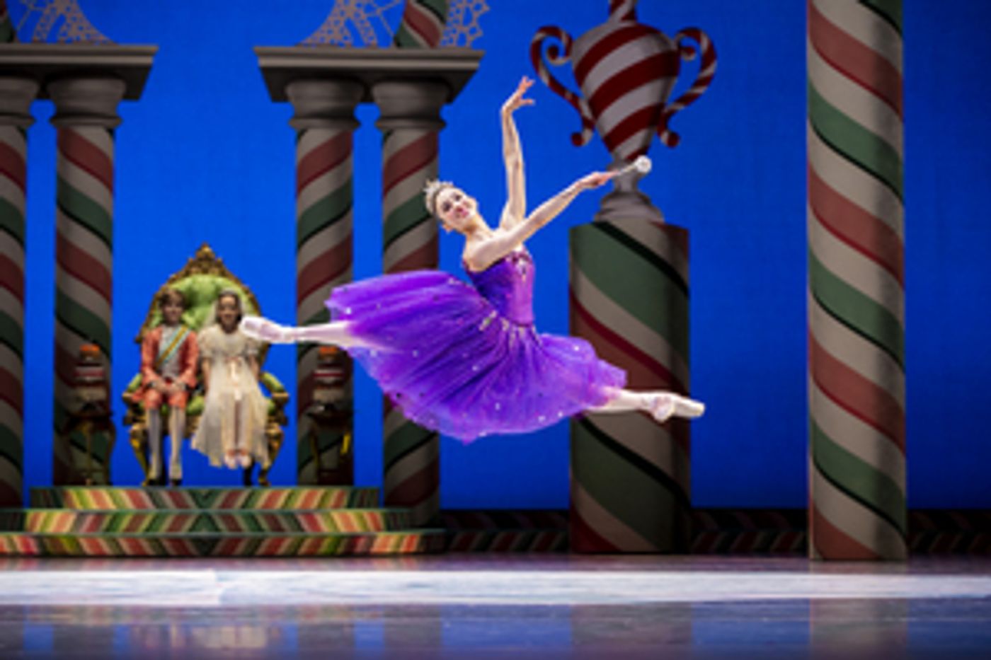 Feature: PACIFIC NORTHWEST BALLET PRESENTS GEORGE BALANCHINE'S THE NUTCRACKER® Filmed at McCaw Hall Feature: PACIFIC NORTHWEST BALLET PRESENTS GEORGE BALANCHINE'S THE NUTCRACKER® Filmed at McCaw Hall Image