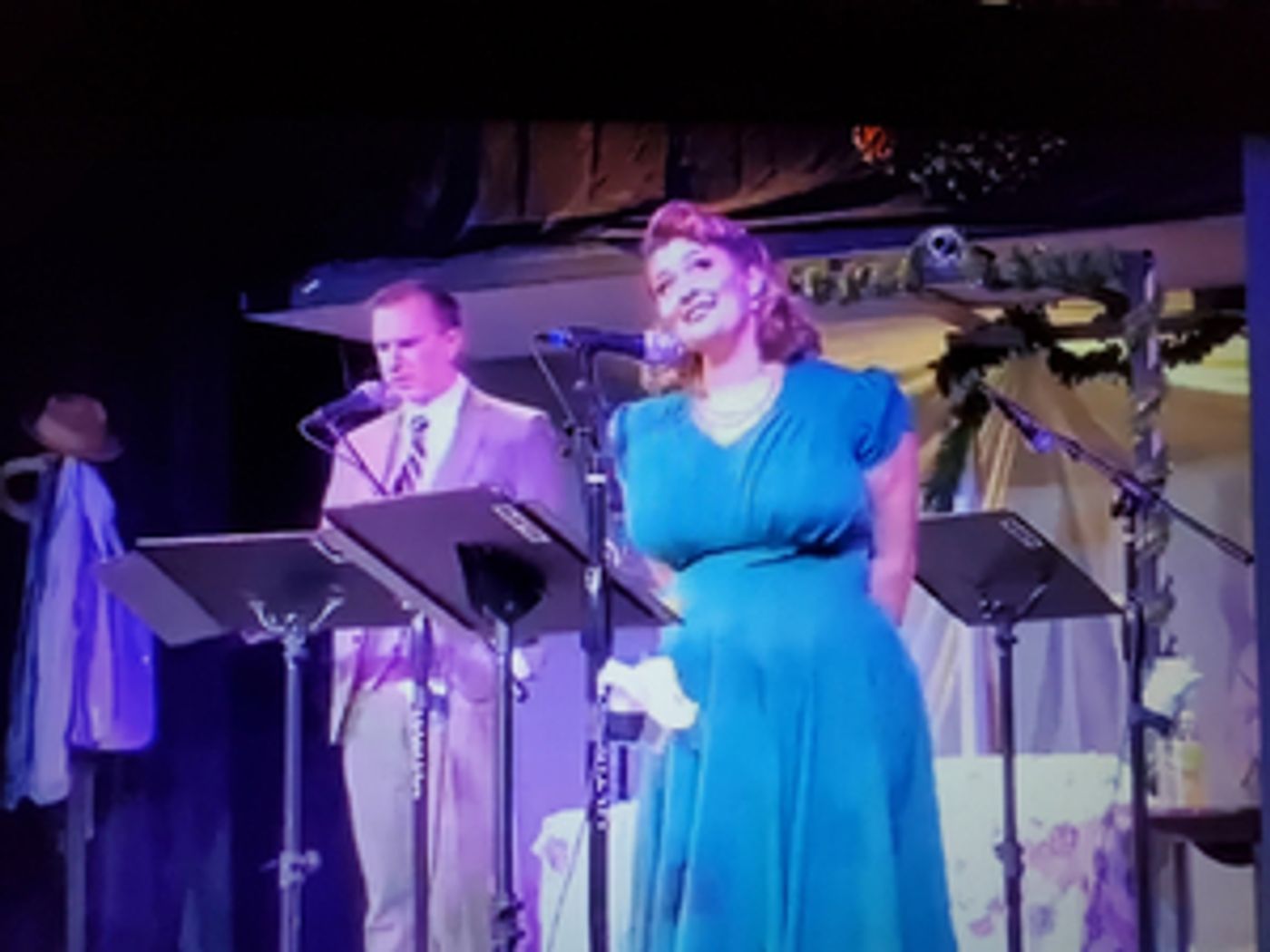 Review: MAS Community Theater's IT'S A WONDERFUL LIFE Radio Play at Carrollwood Cultural Center Review: MAS Community Theater's IT'S A WONDERFUL LIFE Radio Play at Carrollwood Cultural Center Image