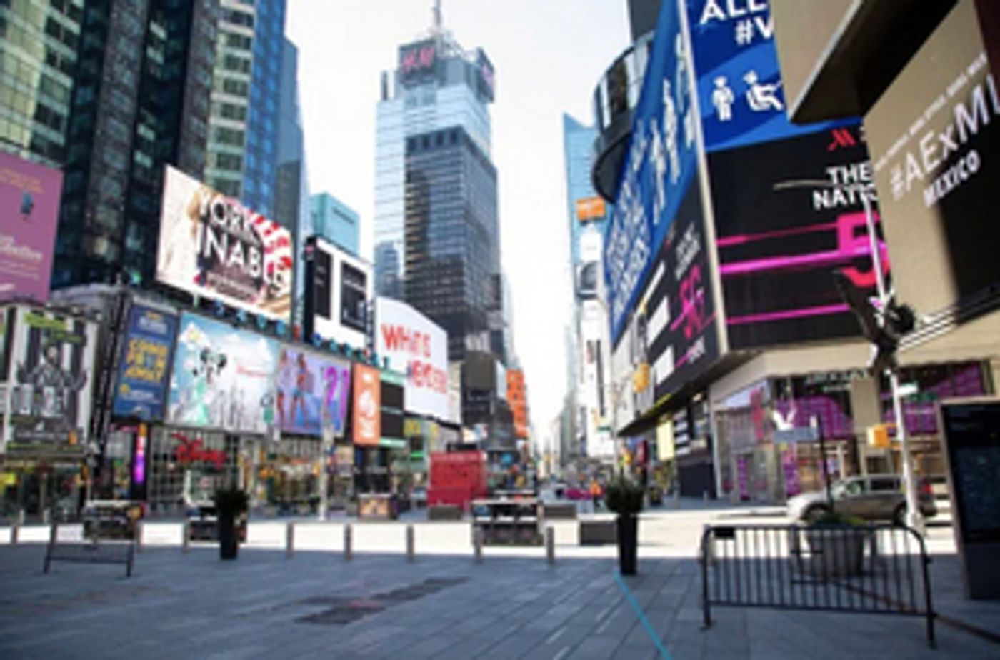 Fauci Believes Theaters Can Reopen By Early Fall 2021 if Vaccinations Are Done 'Correctly'  Image