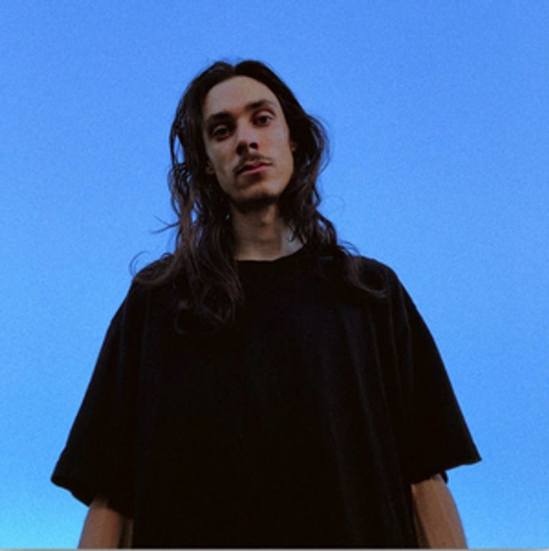 Viral TikTok Musician Lubalin Drops 'long txts' Single Image