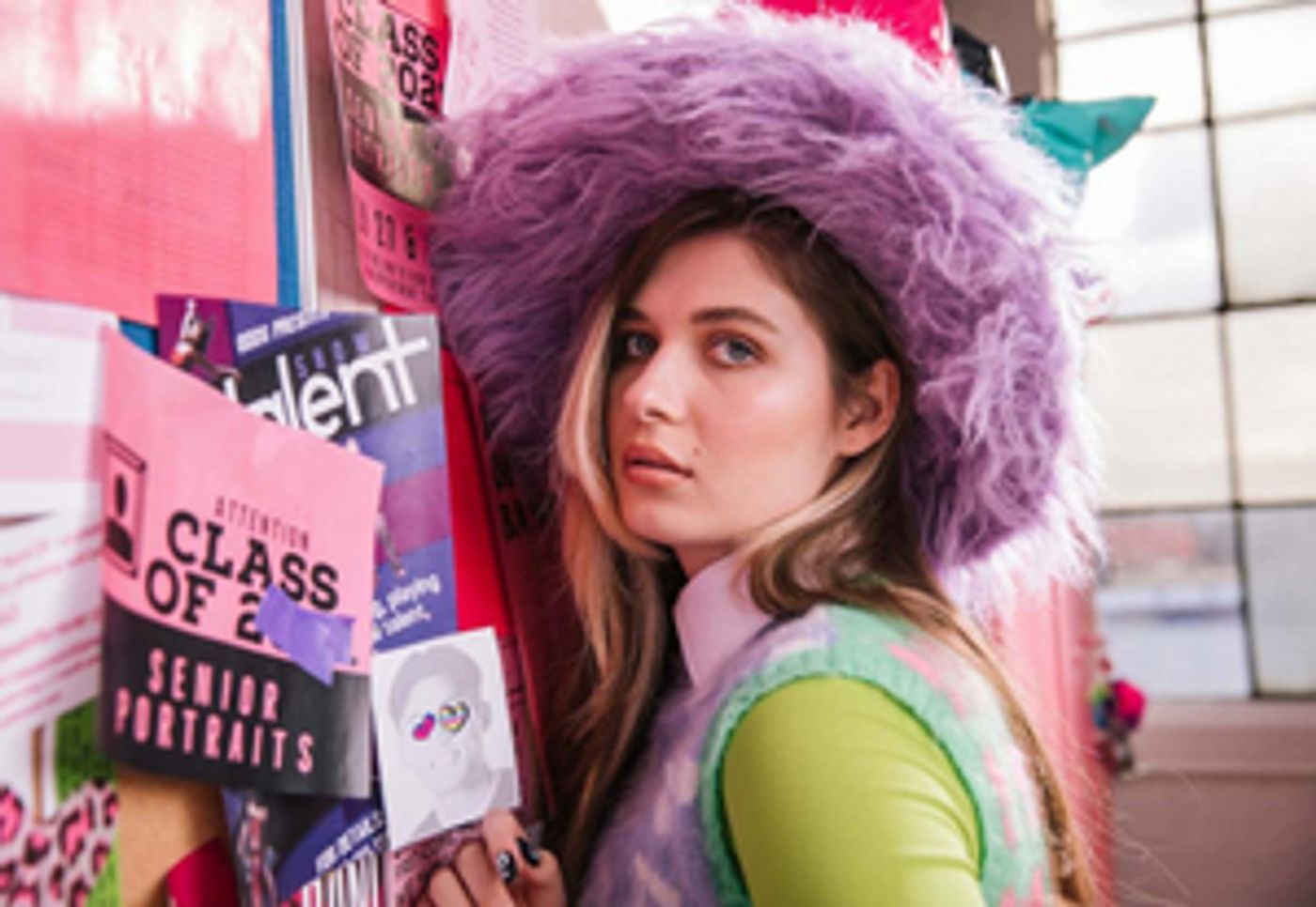 Baby Queen Releases New Track 'Raw Thoughts' Baby Queen Releases New Track 'Raw Thoughts' Image