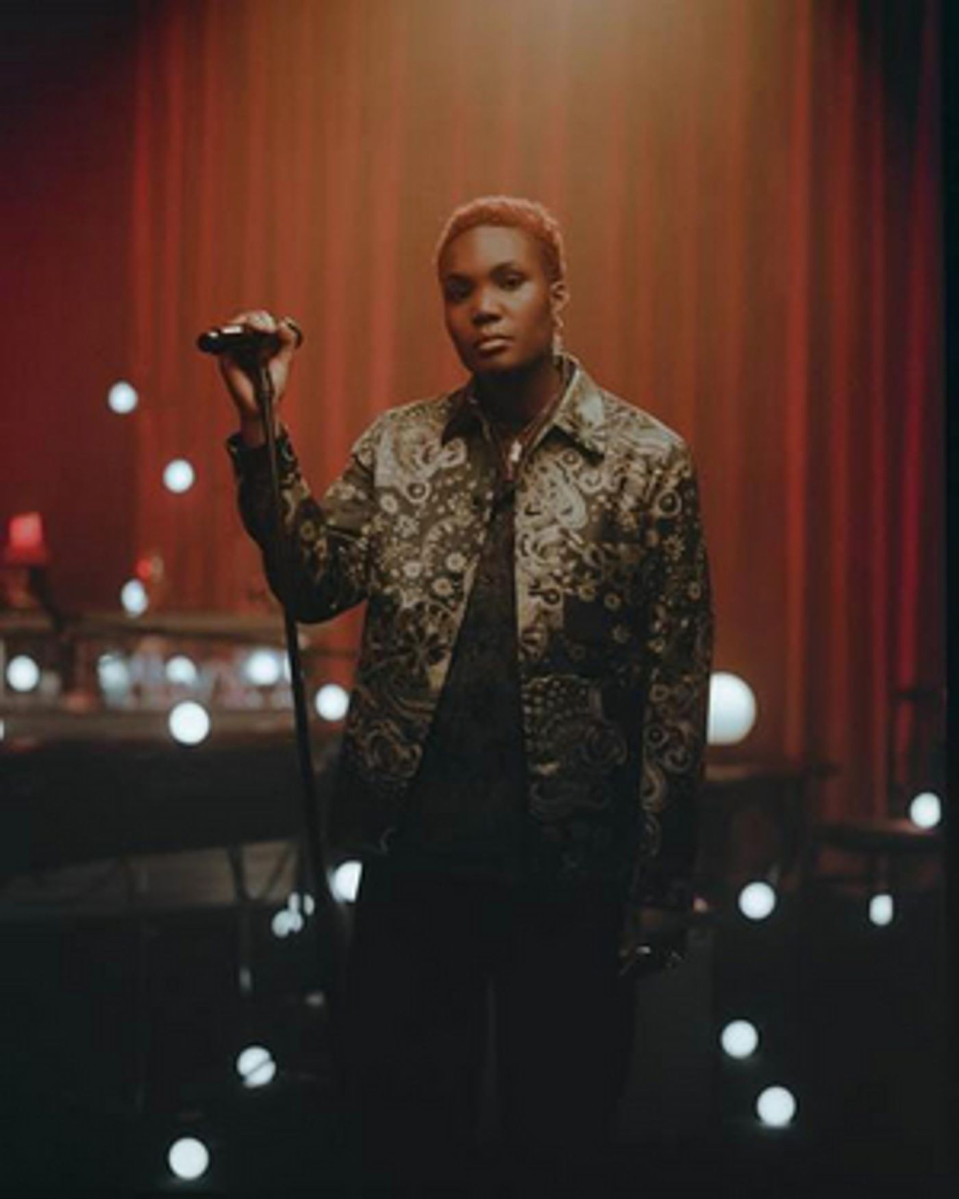 Arlo Parks Announces New Hour-Long Variety Special with Amazon Music  Image