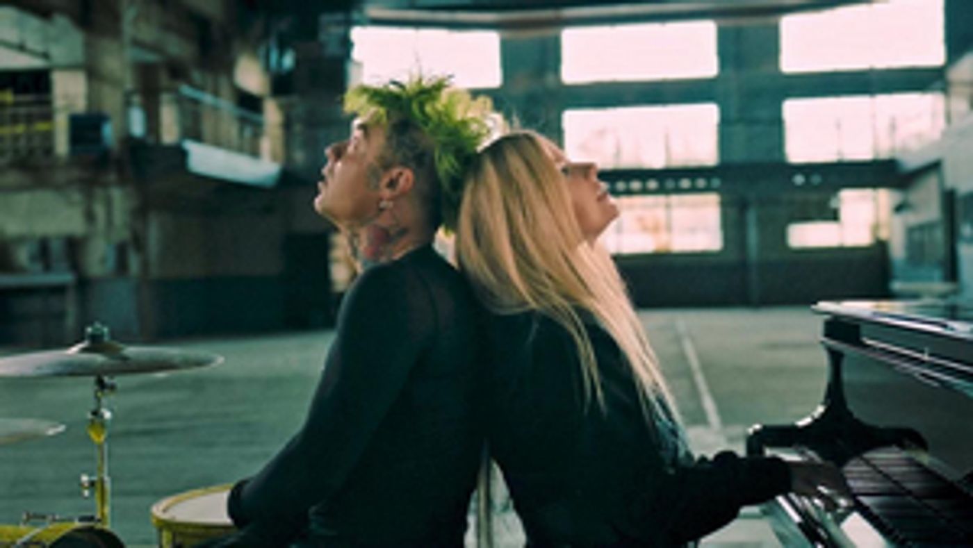 MOD SUN and Avril Lavigne Drop Music Video for 'Flames'  Image