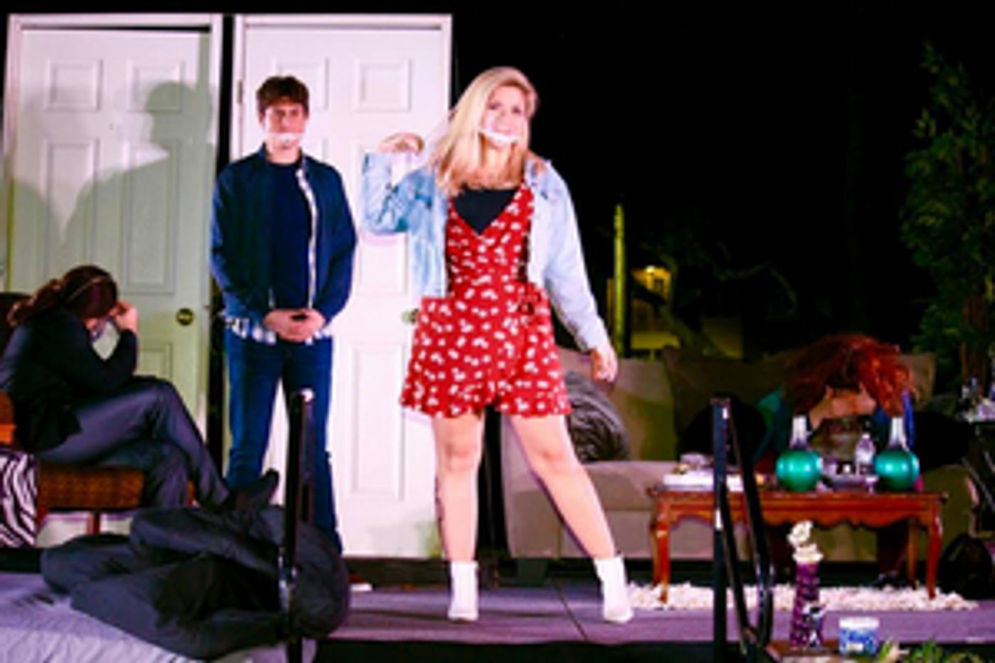 Review: Vivid Theatre's Outdoor Production of Joshua Harmon's BAD JEWS at the JCC on the Cohn Campus  Image