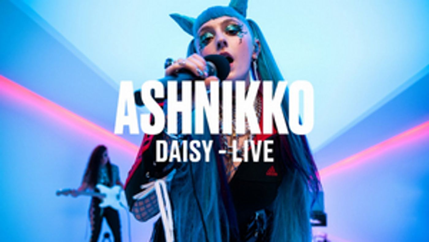 Ashnikko Shares New Live Performances of 'Daisy' & 'Deal With It'  Image