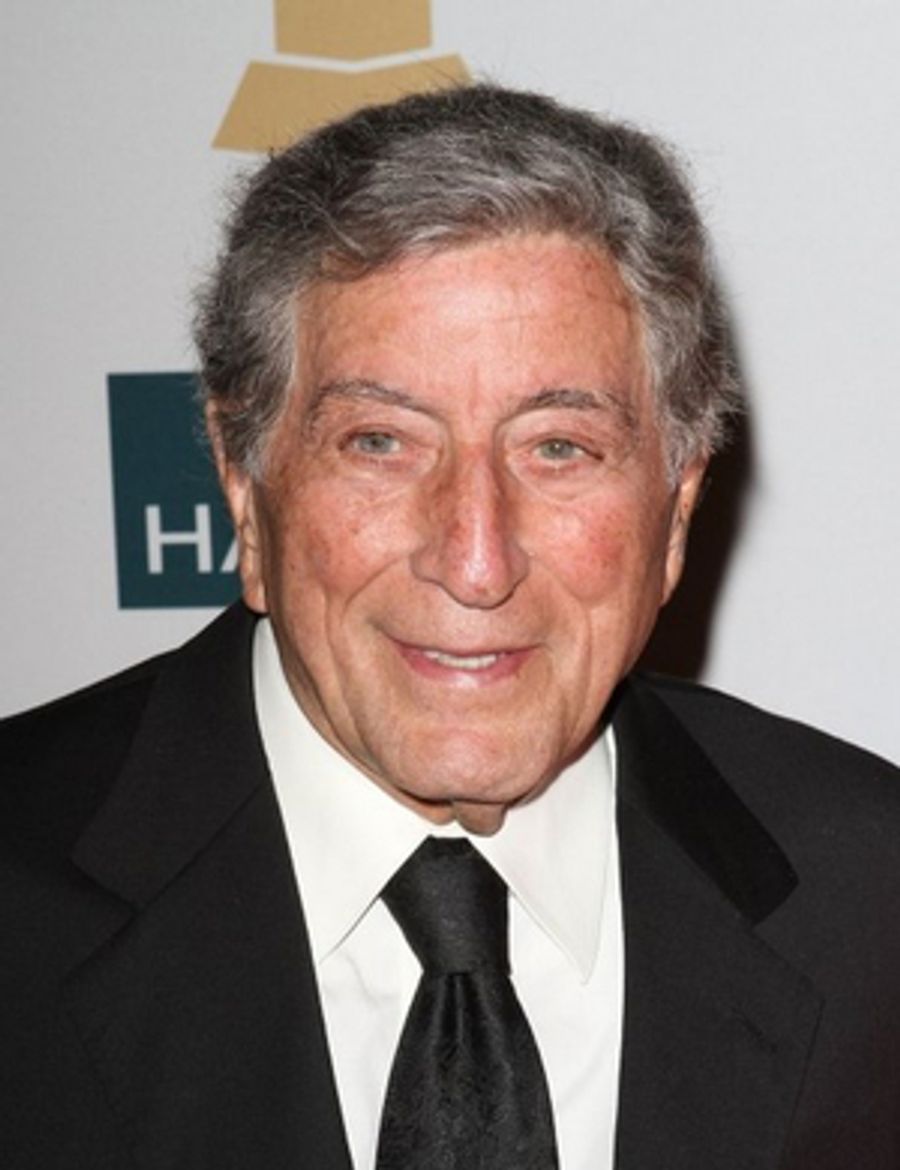 Tony Bennett Reveals He Has Been Diagnosed With Alzheimer's Image