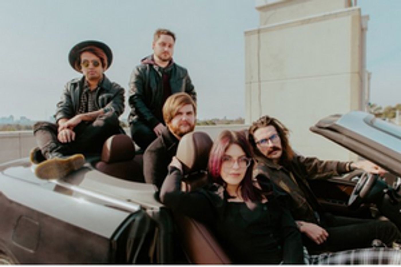 glimmers Announce New EP 'Worlds Apart' glimmers Announce New EP 'Worlds Apart' Image