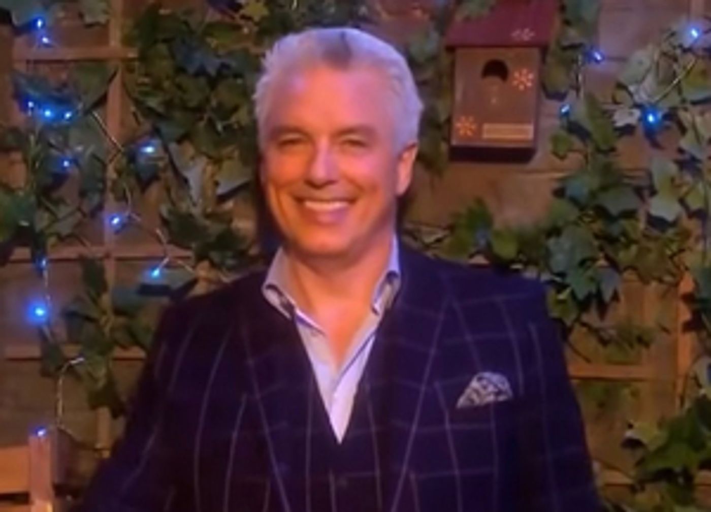 JOHN BARROWMAN LIVE AT THE ROYAL ALBERT HALL, DIRTY DANCING LIVE IN CONCERT & More Available to Stream in February  Image