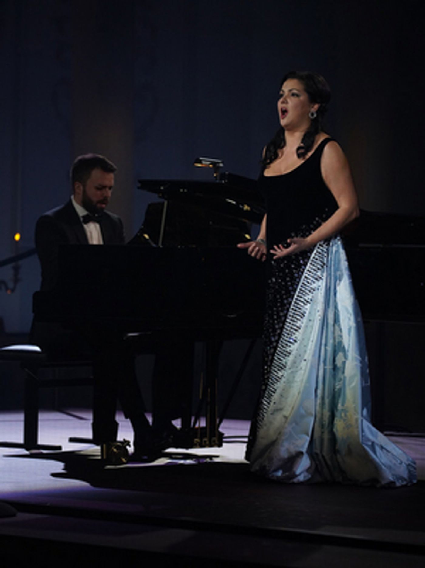 Review: Met Concert Shows Netrebko's Got the Technique to Do Anything She Pleases  Image
