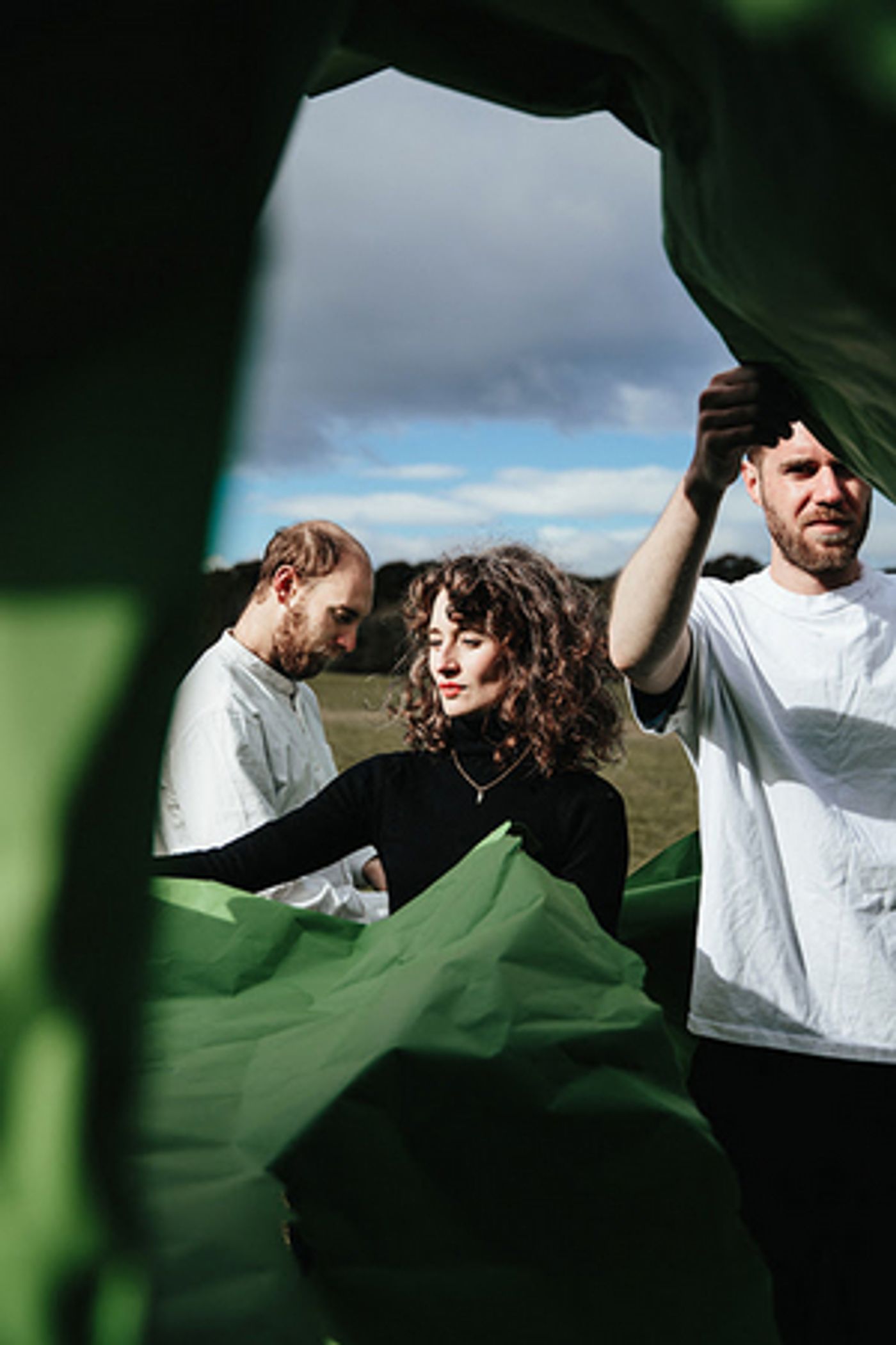 ELDER ISLAND Announce Sophomore Album 'Swimming Status'  Image