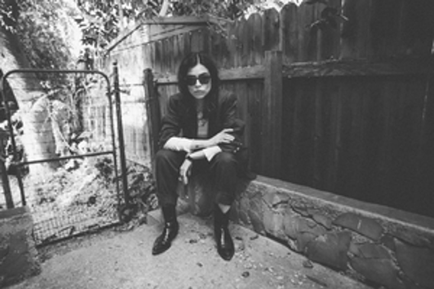 Marion Raw Shares New Music Video 'If I Could Turn Back Time'  Image