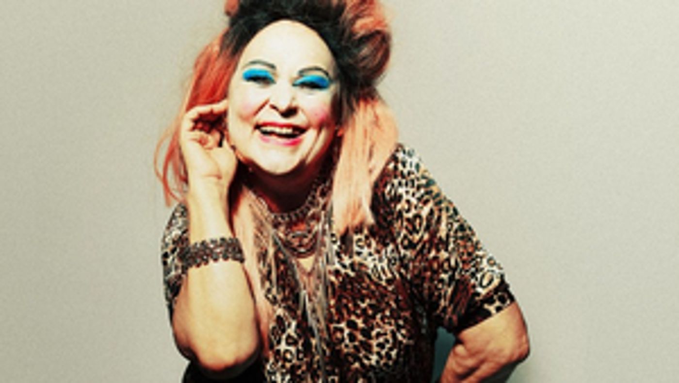 National Theatret Presents HEN National Theatret Presents HEN Image