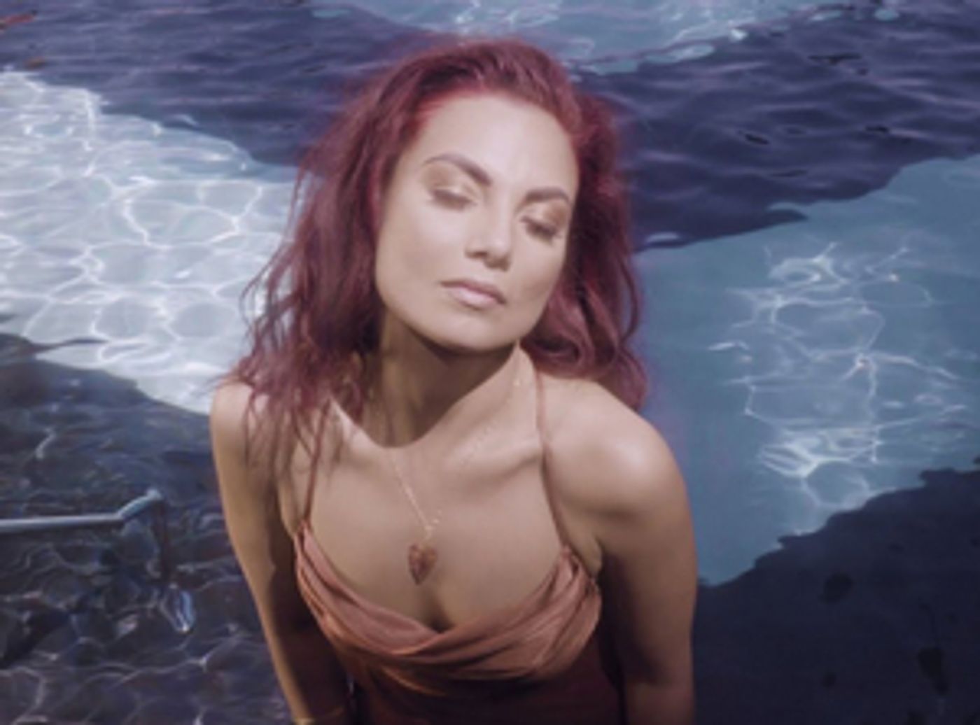 MJ Songstress Releases Music Video for 'Carousel' MJ Songstress Releases Music Video for 'Carousel' Image