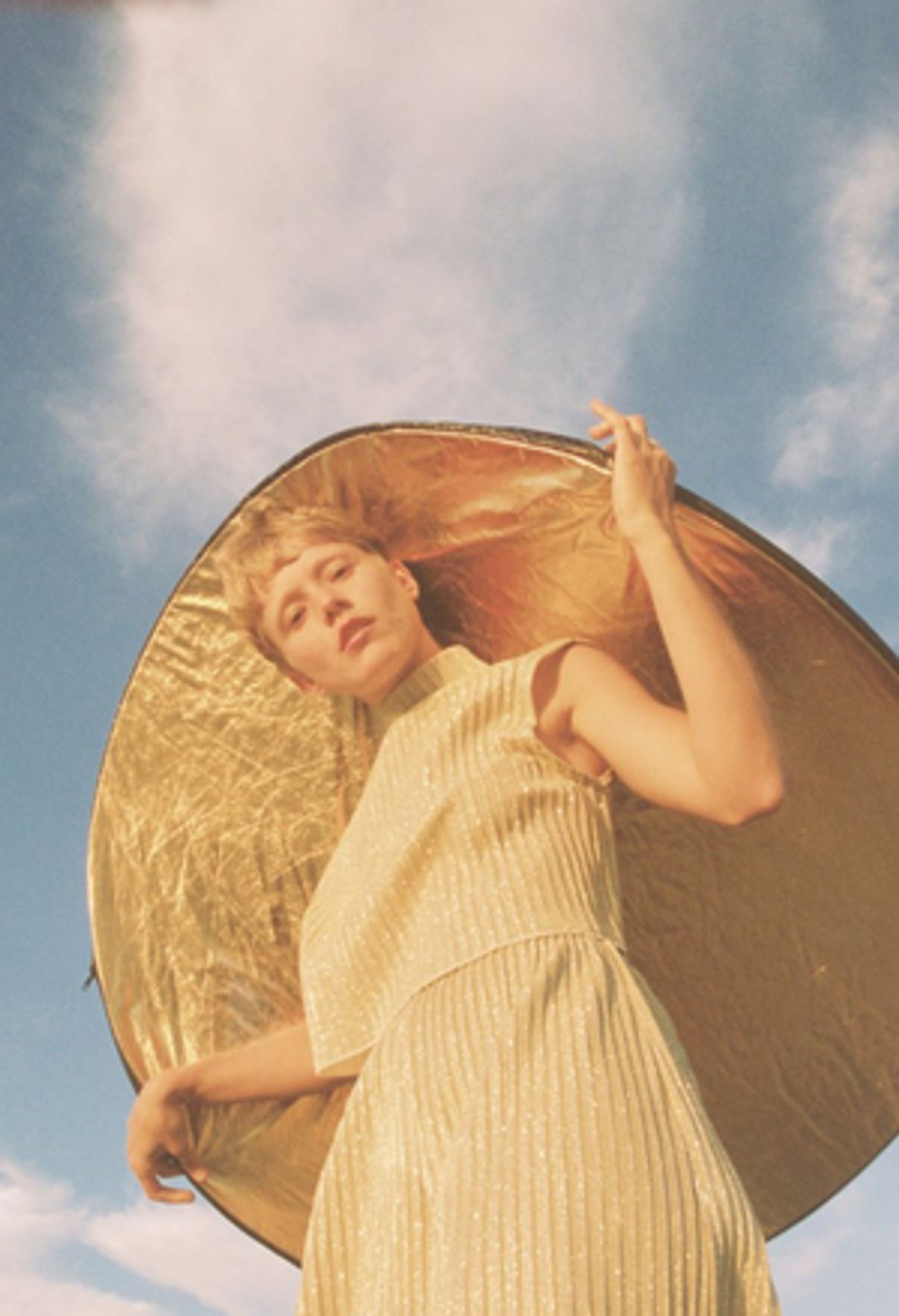 Alice Phoebe Lou Shares New Single and Video for 'Dirty Mouth' Alice Phoebe Lou Shares New Single and Video for 'Dirty Mouth' Image