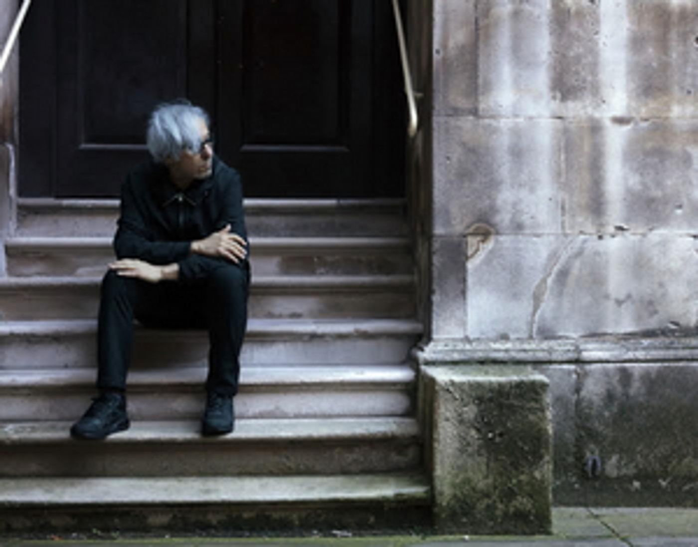 RICHARD BARBIERI Shares New Single & Video For 'SERPENTINE' RICHARD BARBIERI Shares New Single & Video For 'SERPENTINE' Image