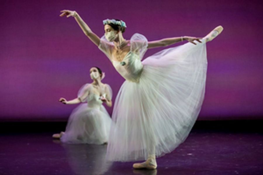 Review: Take Comfort in the Classics with MILWAUKEE BALLET's TO THE POINTE Image