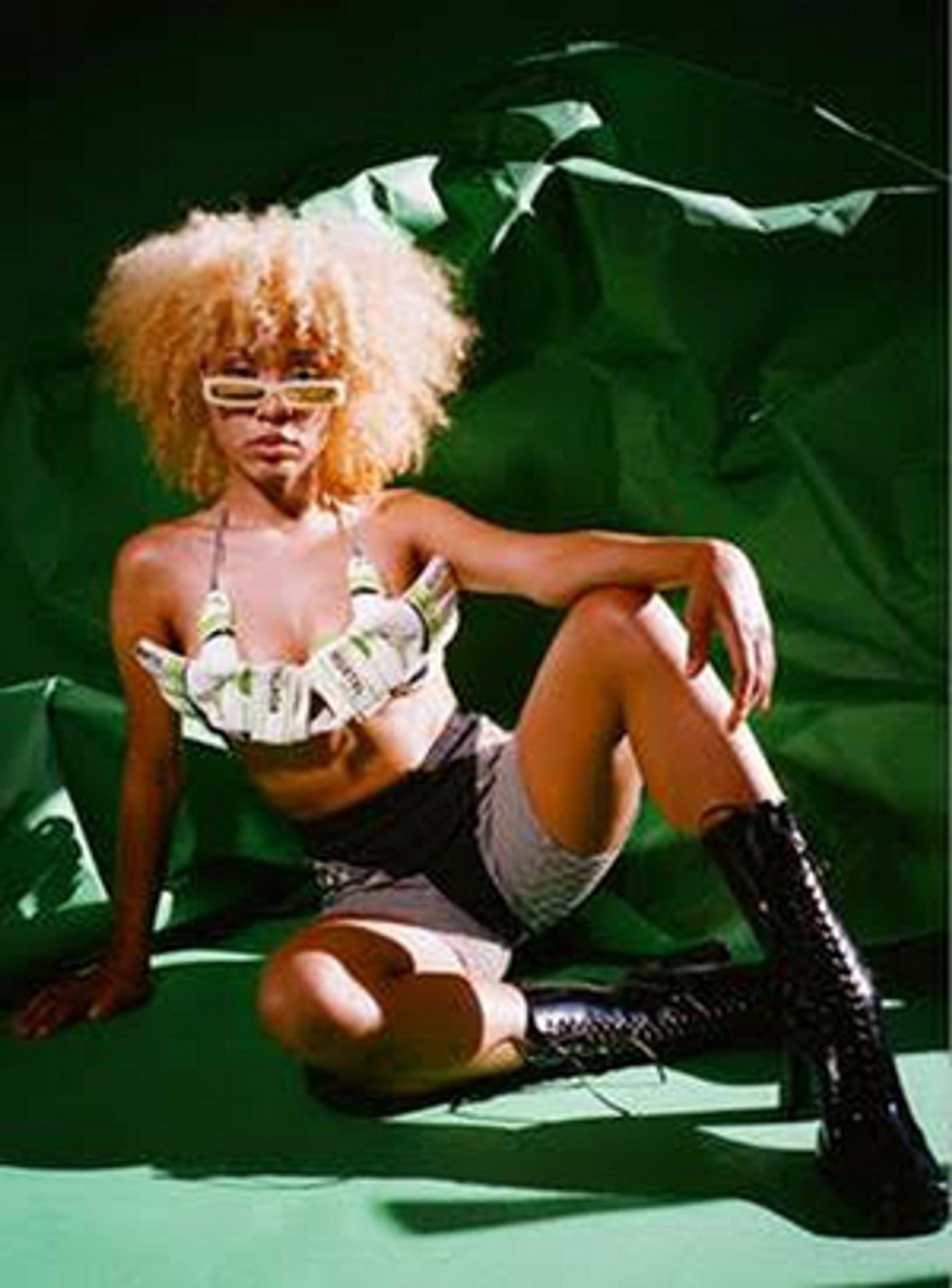 FOUSHEE Releases New Track 'sing about love' FOUSHEE Releases New Track 'sing about love' Image