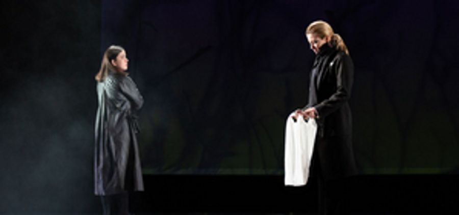 Salzburger Landestheater Presents HELDENPLATZ Image