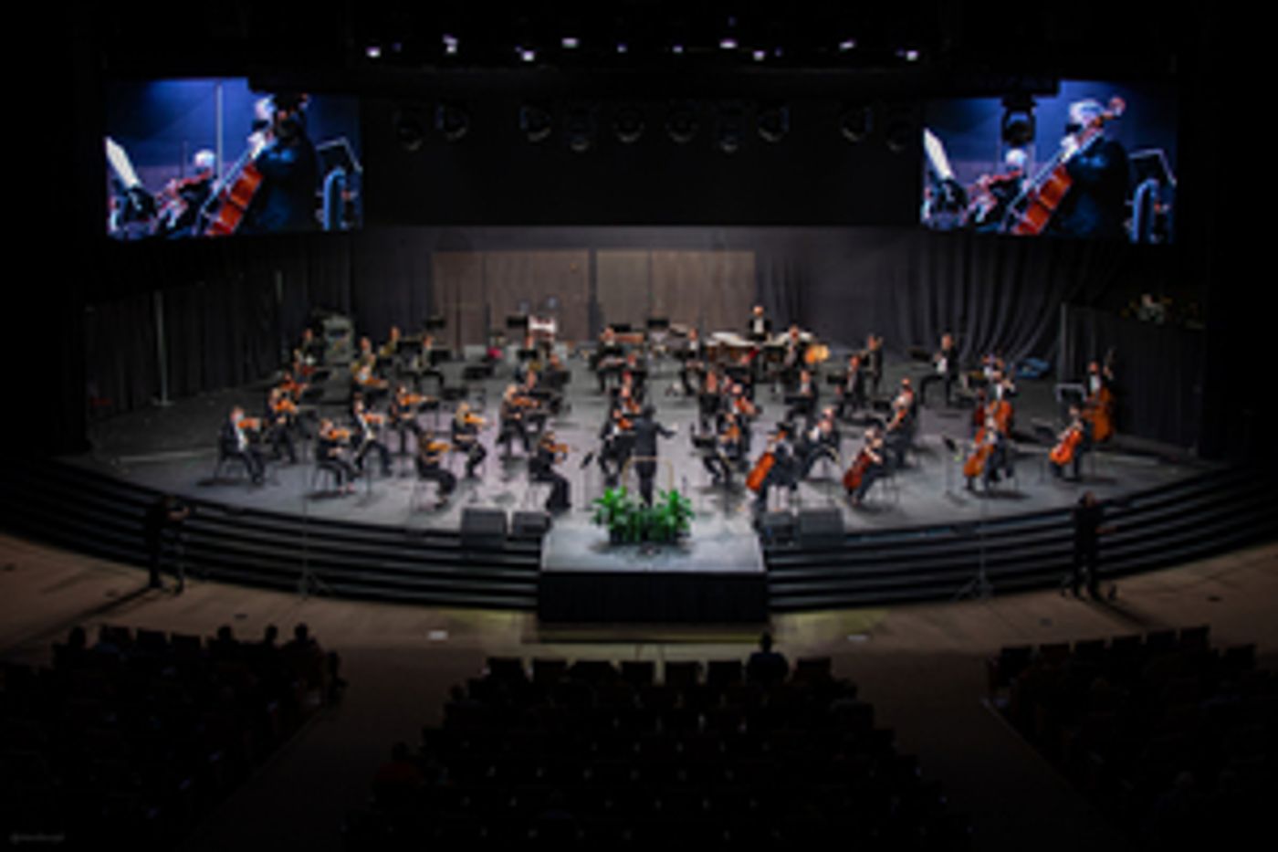 Orlando Philharmonic Orchestra to Present Eric Whitacre's DEEP FIELD: THE IMPOSSIBLE MAGNITUDE OF OUR UNIVERSE Orlando Philharmonic Orchestra to Present Eric Whitacre's DEEP FIELD: THE IMPOSSIBLE MAGNITUDE OF OUR UNIVERSE Image