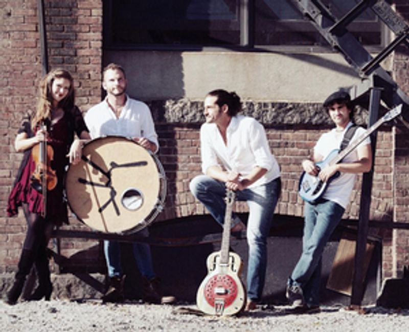 Adam Ezra Group Celebrates 365th Consecutive Livestream Tonight Image