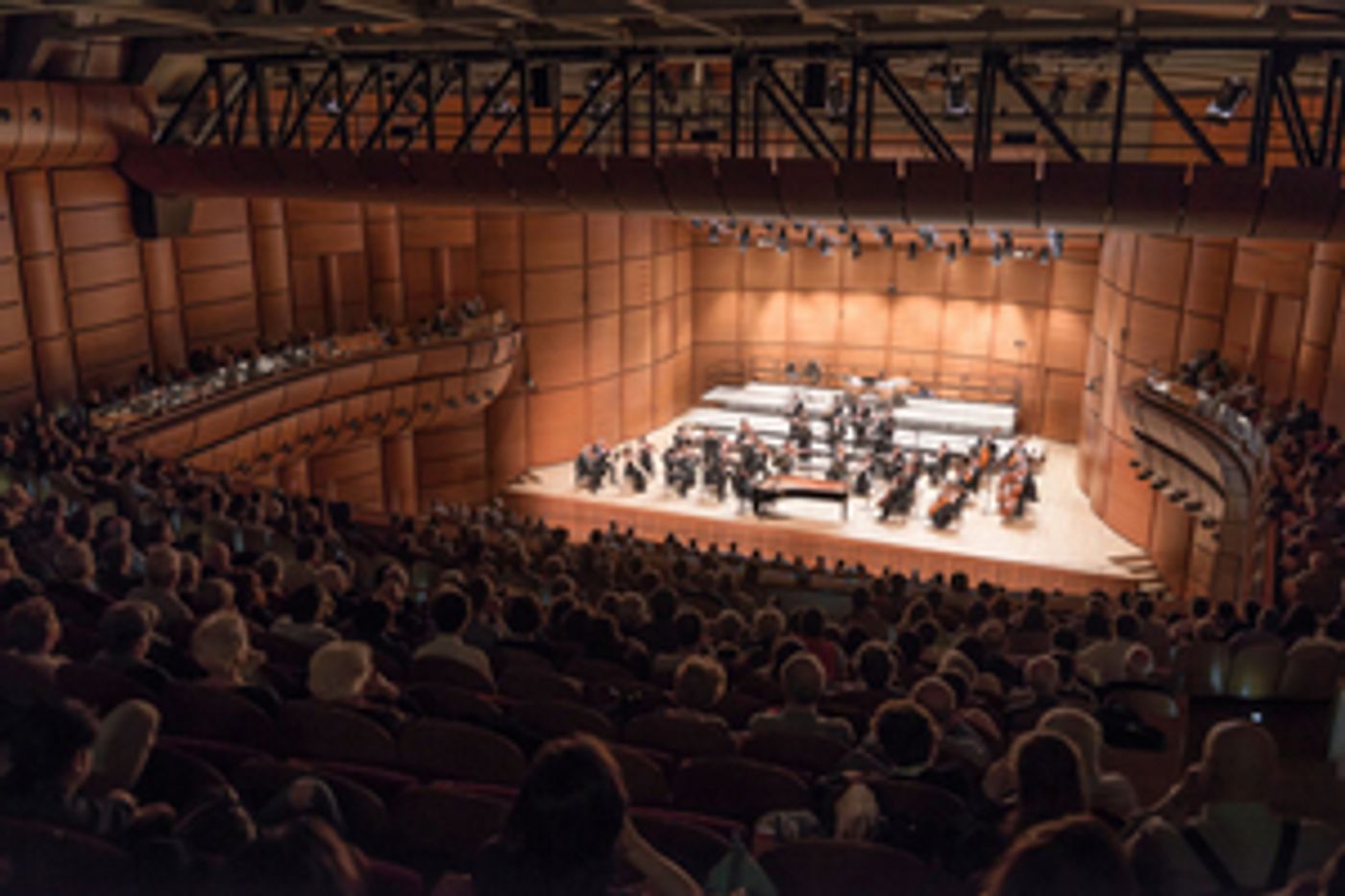 Only Stage Management Extends Deadline for International Conducting Competition  Image