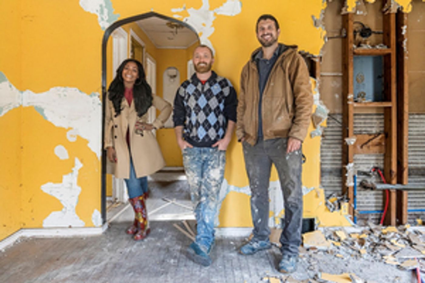 BARGAIN BLOCK Premieres on HGTV April 14th  Image